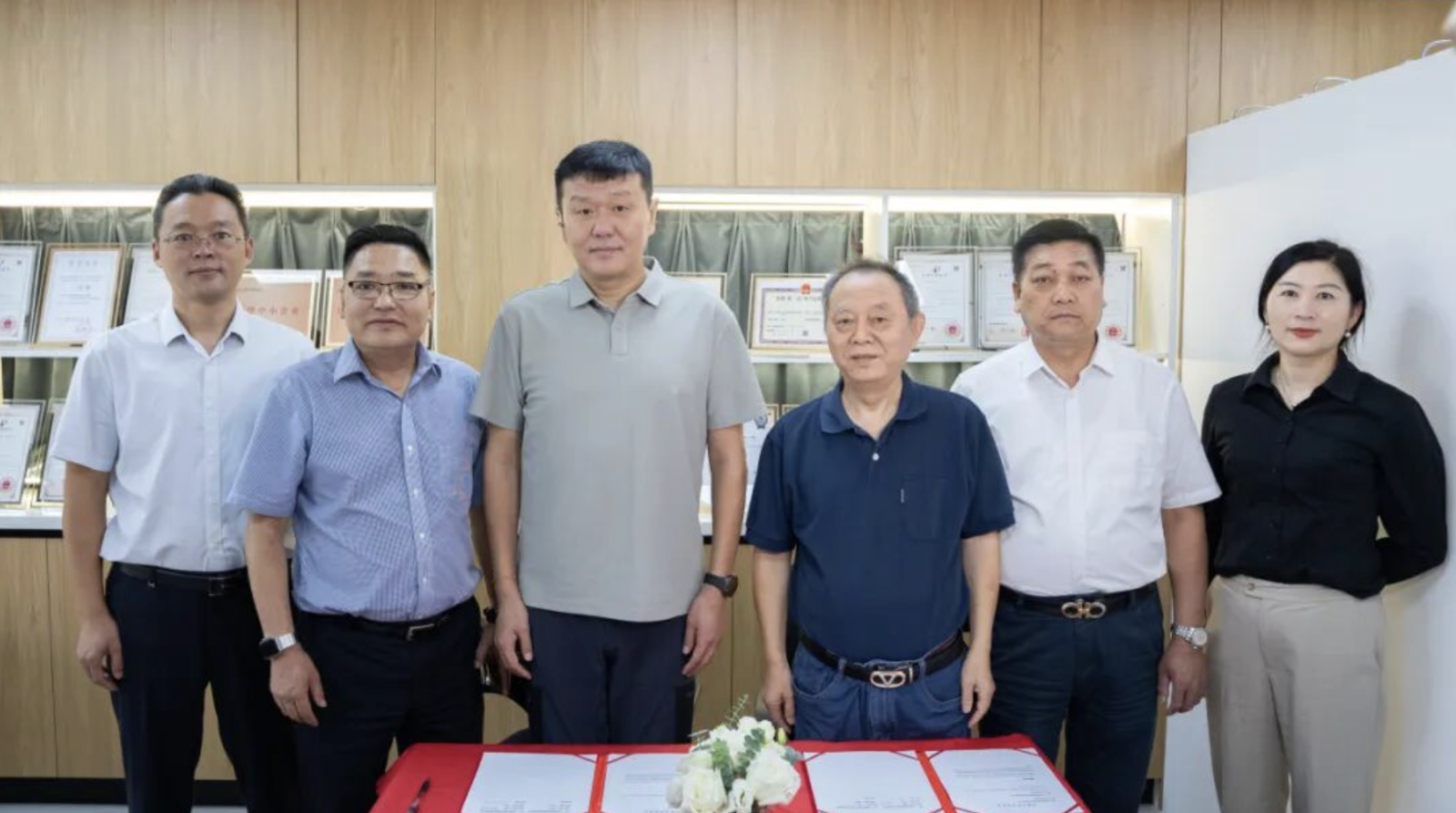 截屏2025-11-05 11.21.26.png 截屏2025-11-05 11.21.26.png